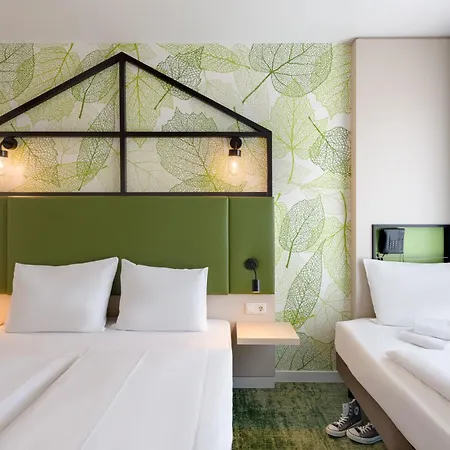 Mercure Mitte 4*