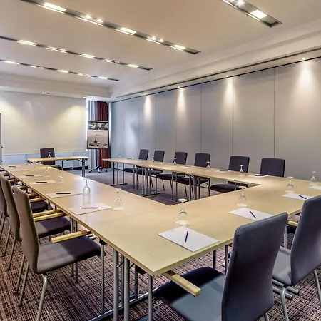 Mercure Mitte Hotell 4*