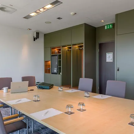 Mercure Mitte Готель 4*